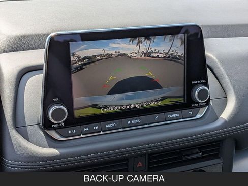 New 2026 Nissan Rogue SV FWD image 18