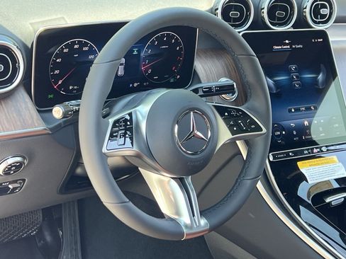 New 2026 Mercedes-Benz GLC 300 4MATIC image 21