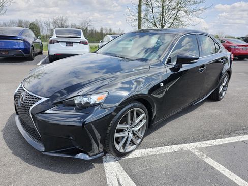 Used 2016 Lexus IS 300 AWD w/ F Sport Package image 16