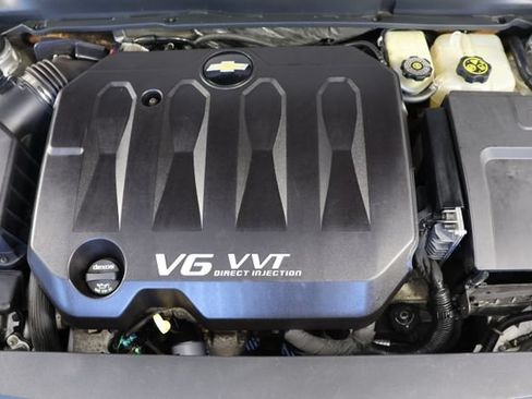 Used 2015 Chevrolet Impala LTZ FWD image 23