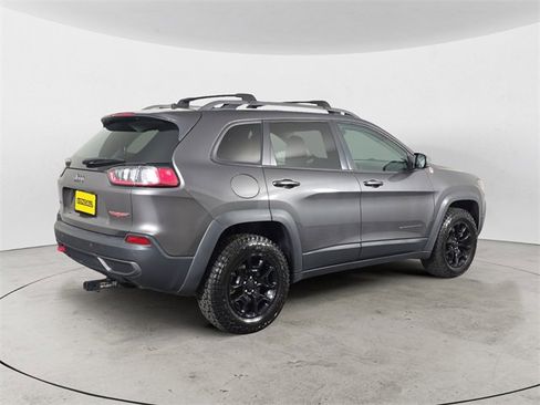 Used 2019 Jeep Cherokee Trailhawk w/ Cold Weather Group image 5