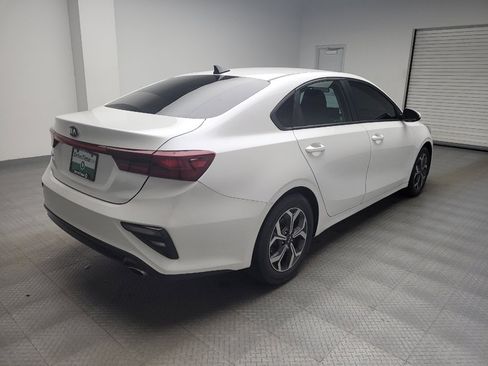 Used 2021 Kia Forte LXS FWD image 9