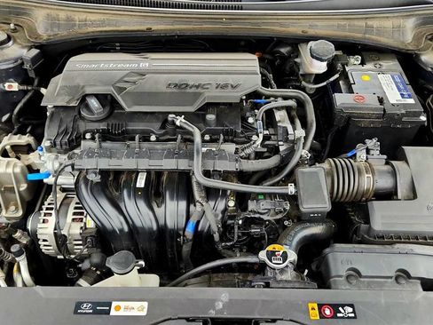 Used 2024 Hyundai Elantra SEL FWD image 26