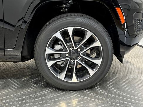 New 2025 Jeep Grand Cherokee Overland w/ Adv Protech Group III image 6