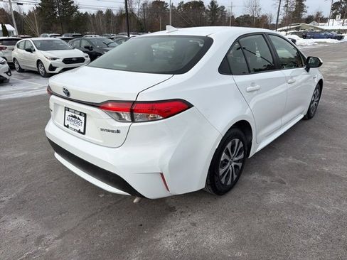 Used 2020 Toyota Corolla LE image 5