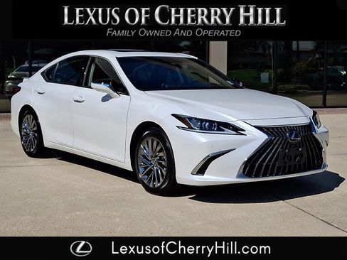 Certified 2025 Lexus ES 300h w/ Technology Package FWD image 1