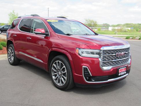 Used 2020 GMC Acadia Denali w/ Denali Ultimate Package AWD/4WD image 4