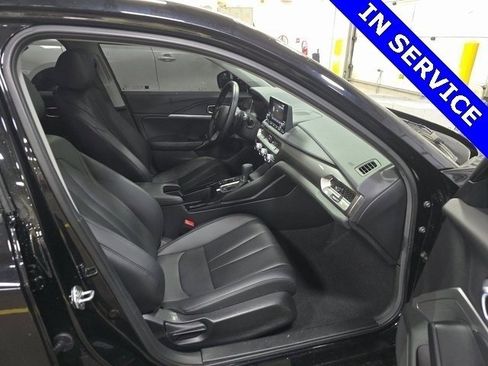 Used 2025 Acura Integra image 12