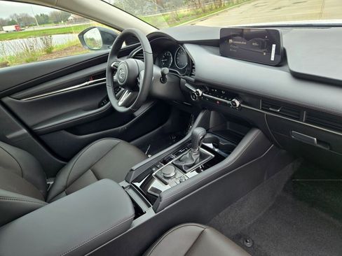 New 2026 MAZDA MAZDA3 2.5 Turbo Sedan w/Premium Plus image 5