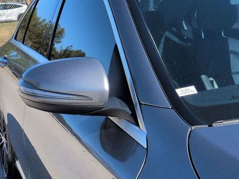 Used 2020 Mercedes-Benz C 300 Sedan image 11