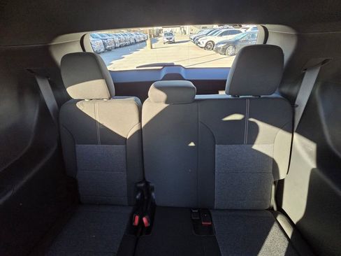 New 2026 GMC Acadia Elevation image 26