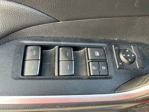 Certified 2025 Toyota RAV4 XLE w/ Convenience Package FWD image 13