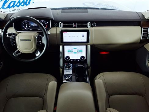 Used 2020 Land Rover Range Rover HSE image 13