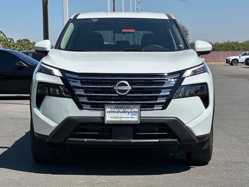 New 2026 Nissan Rogue SV image 9