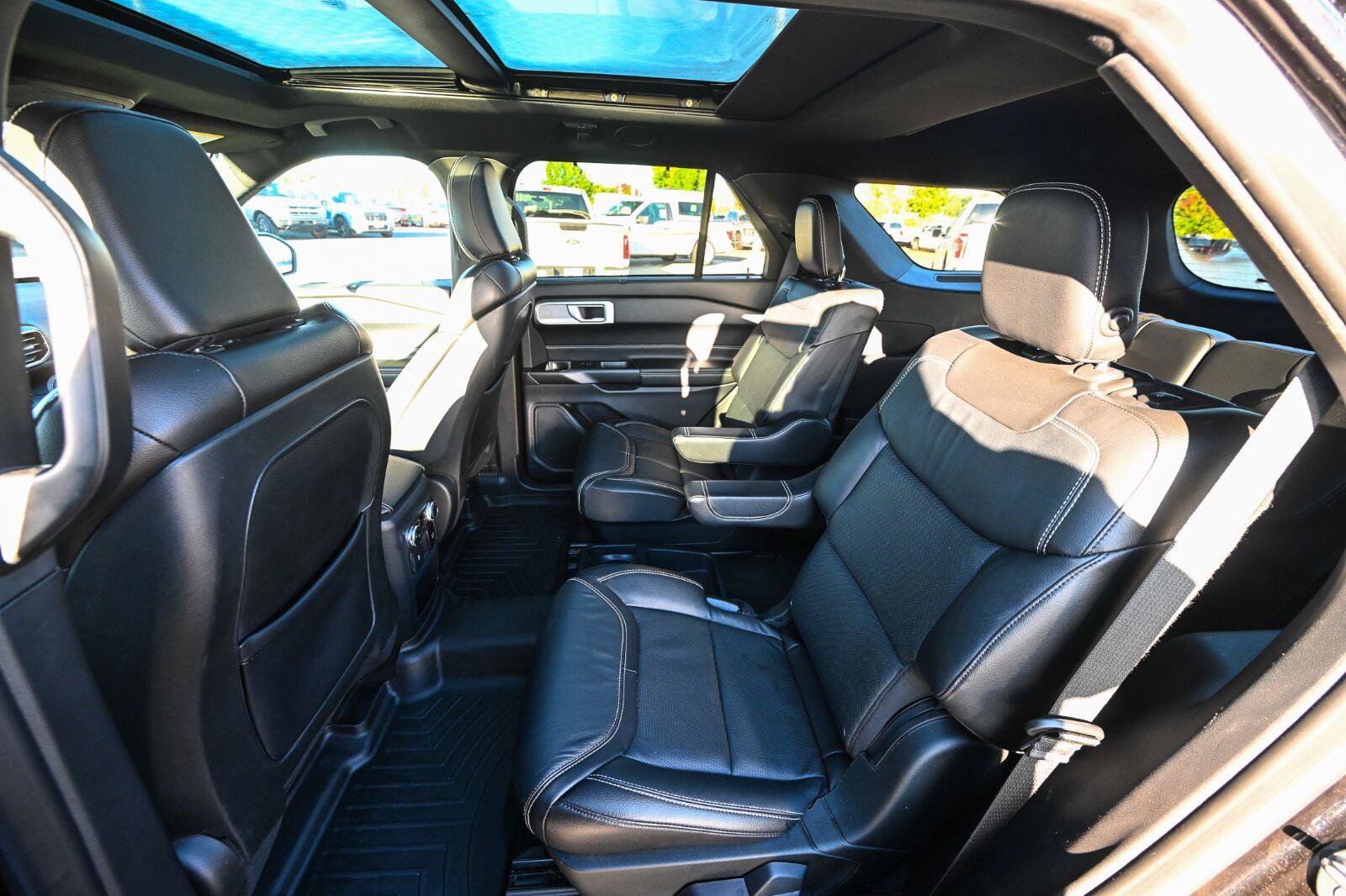 Used 2020 Ford Explorer ST w/ ST Street Pack AWD/4WD image 25