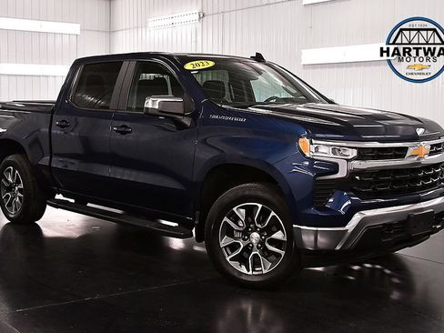 Used 2023 Chevrolet Silverado 1500 LT AWD/4WD image 1