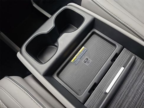 Certified 2023 Honda Odyssey Elite image 45