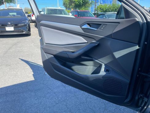 Used 2025 Volkswagen Jetta SE image 20