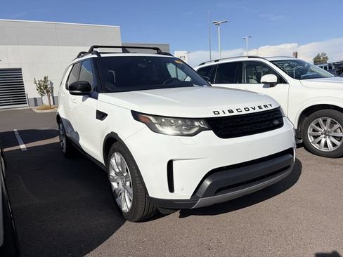 Used 2019 Land Rover Discovery SE AWD/4WD image 3