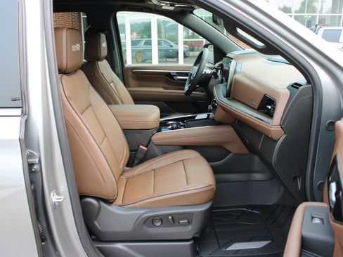 New 2026 Chevrolet Tahoe High Country AWD/4WD image 55