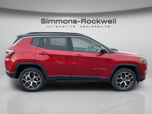 Used 2025 Jeep Compass Limited AWD/4WD image 6