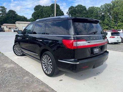 Used 2018 Lincoln Navigator Reserve w/ Technology Package AWD/4WD image 5