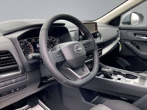 New 2026 Nissan Rogue SV FWD image 7