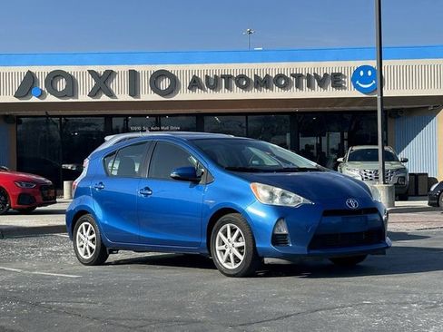 Used 2013 Toyota Prius C image 1