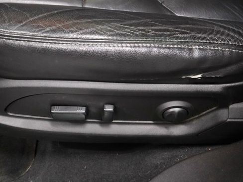 Used 2016 GMC Acadia SLT w/ Open Road Package FWD image 24