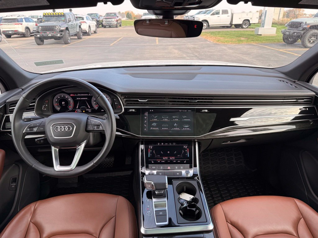 Used 2023 Audi Q7 2.0T Premium AWD/4WD image 6