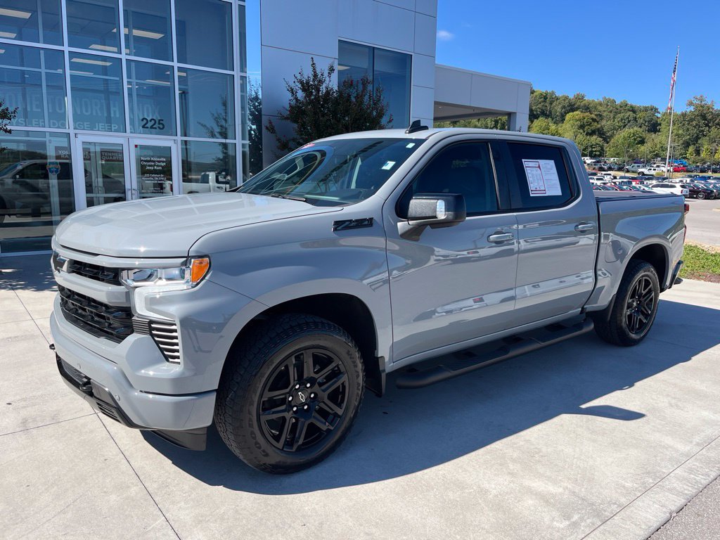 Used 2024 Chevrolet Silverado 1500 RST AWD/4WD image 1