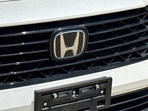 Used 2023 Honda Accord Sport image 5