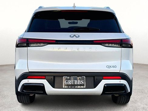 Used 2025 INFINITI QX60 Luxe image 6