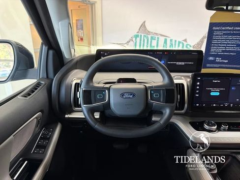 Certified 2025 Ford Expedition Active RWD image 17