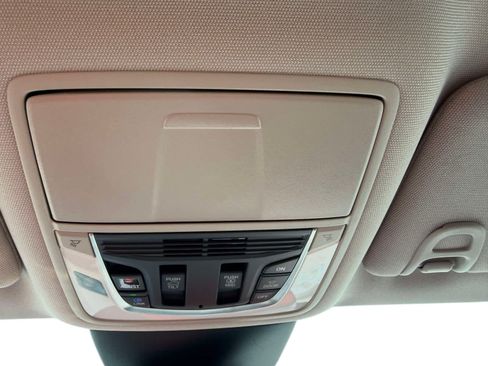 Used 2023 Acura MDX SH-AWD w/ Technology Package image 31