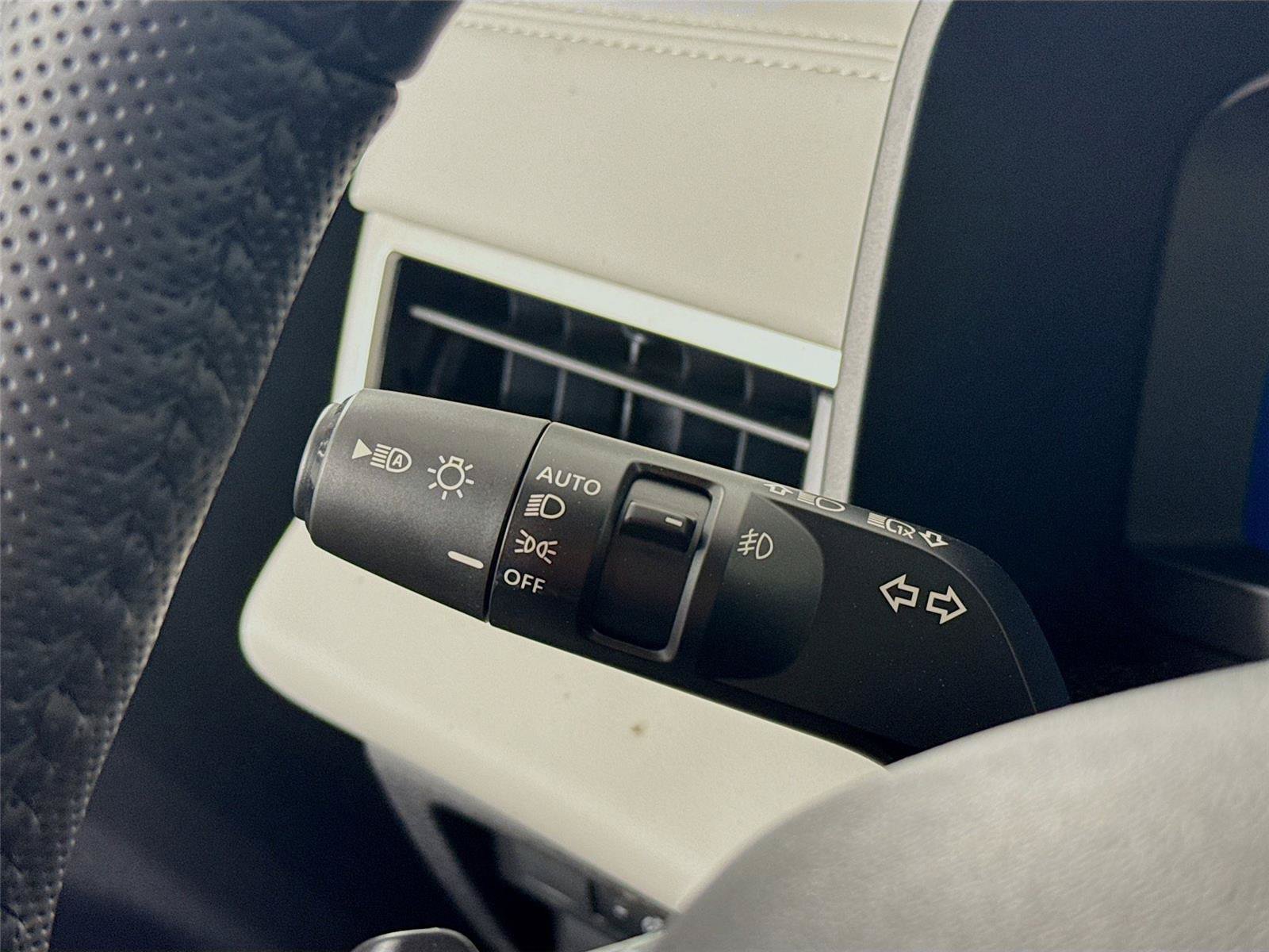 New 2026 Mitsubishi Outlander SE FWD image 5