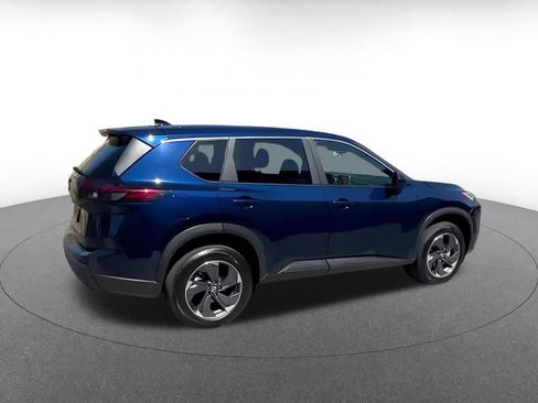 Used 2025 Nissan Rogue SV FWD image 14