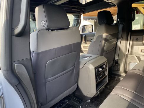 Used 2025 GMC Hummer EV 3X AWD/4WD image 15