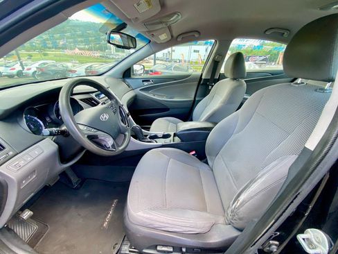 Used 2013 Hyundai Sonata GLS w/ Popular Equipment Pkg FWD image 11