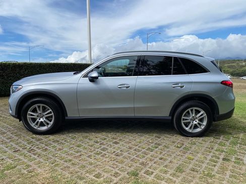 Used 2025 Mercedes-Benz GLC 300 image 4
