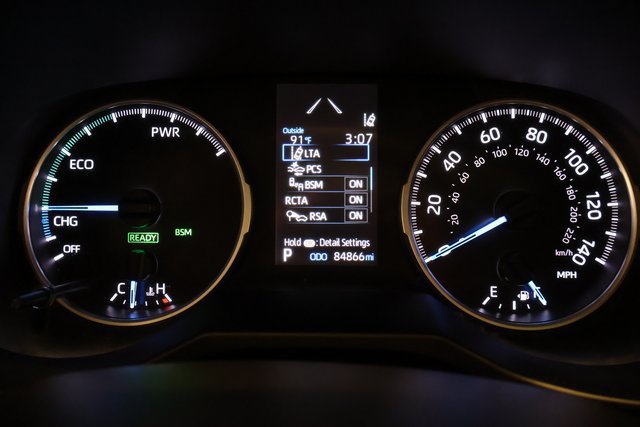 Used 2022 Toyota RAV4 XLE w/ Convenience Package AWD/4WD image 17