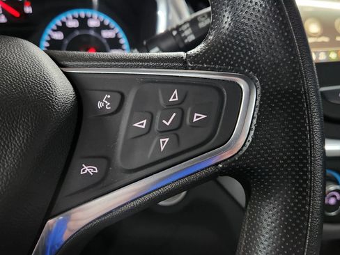 Used 2019 Chevrolet Equinox LS image 23