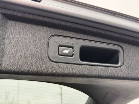 Used 2024 Honda Odyssey Touring image 35