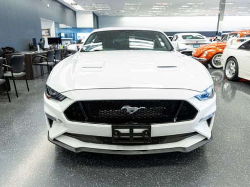 Used 2018 Ford Mustang GT Premium RWD image 2