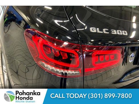 Used 2022 Mercedes-Benz GLC 300 4MATIC image 30
