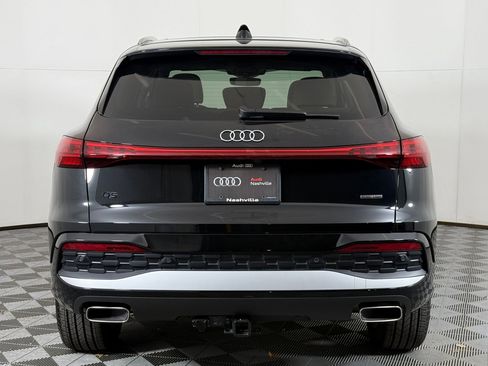 Certified 2025 Audi Q5 Premium w/ Convenience Package image 10