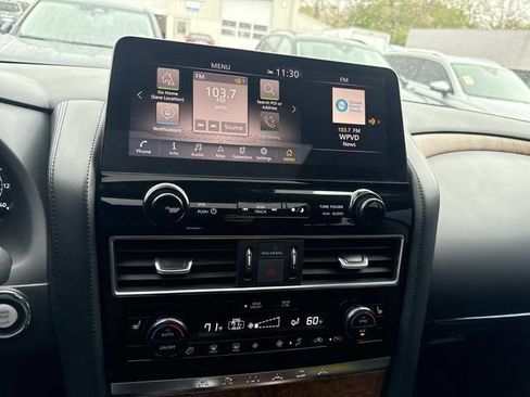 Used 2024 Nissan Armada SL w/ Captain's Chairs Package AWD/4WD image 26