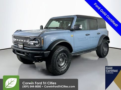 Certified 2025 Ford Bronco Badlands image 5
