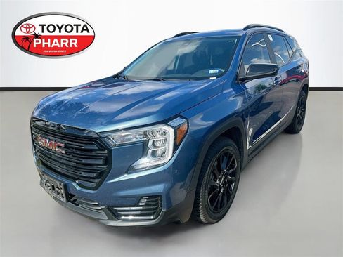Used 2024 GMC Terrain SLE w/ Driver Convenience Package FWD image 1