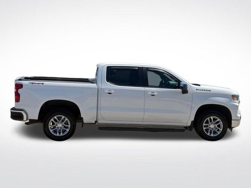 Certified 2022 Chevrolet Silverado 1500 LT AWD/4WD image 7